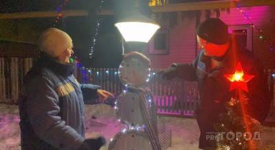 Семья из Чебоксарского района украсила дом, как в фильмах про Рождество - pg21.ru - район Чебоксарский