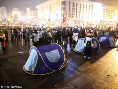 Протест предпринимателей на Майдане. Митингующие снова установили палатки - gordonua.com - Украина - Киев