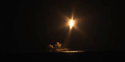 В США назвали видео испытаний российской баллистической ракеты "превью конца цивилизации" - ruposters.ru - США - Япония - Финляндия - штат Миссисипи