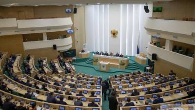 Двойное гражданство для парламентариев запретят в РФ - newinform.com - Россия