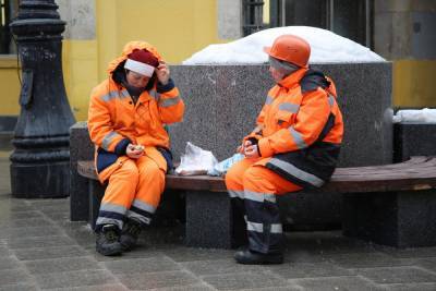 В диаспоре назвали причины сокращения в России числа узбекских мигрантов - mk.ru