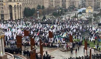 На Майдане растет количество митингующих - lenta.ua