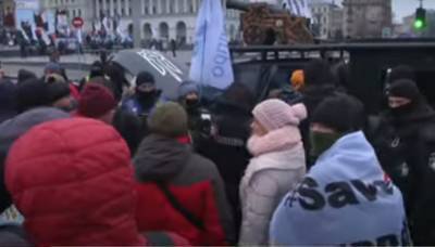 Киев колотит: Майдан окружили силовики, палатки протестующих опять снесли, фото - akcenty.com.ua - Киев