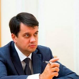 Дмитрий Разумков - Разумков не планирует вакцинироваться от коронавируса - reporter-ua.com