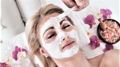 Что из полезных свойств маски для лица из экологичной белой глины используется в современной косметологии - skuke.net