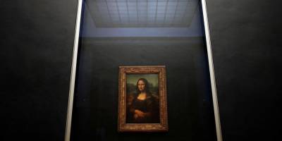 Мона Лиза - Леонардо Да-Винч - Benoit Tessier - За $98 тыс. Лувр продал возможность посмотреть на Мону Лизу без стекла - nv.ua