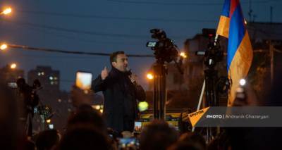 Никола Пашинян - Ишхан Сагателян - Оппозиция Армении призывает ко всеобщей забастовке против Пашиняна - 22 декабря - ru.armeniasputnik.am