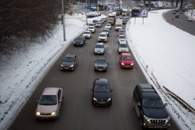 Ограничения для автомобилей могут ввести в Новосибирске во время «режима черного неба» - novos.mk.ru - Новосибирск - Красноярск