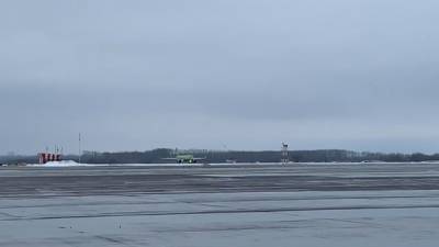 В самолете авиакомпании "S7" прилетевшем в Пермь из Москвы, умер пассажир - nakanune.ru - Москва - Пермь - Уральск