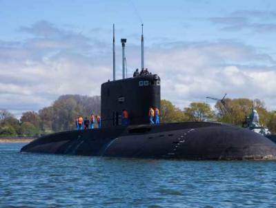 Роман Мартов - Подводная лодка Балтийского флота нырнула на пару сотен метров - vpk-news.ru