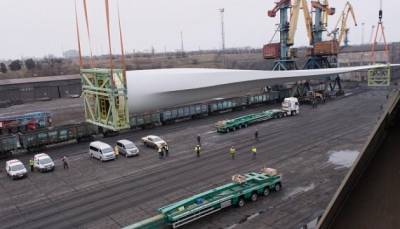Морпорт Южный принял судно с лопастями ветрогенераторов - hubs.ua - Южный