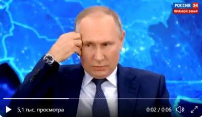 Владимир Путин - Путин в прямом эфире поднес руку к голове и отметился странным поступком – соцсети в недоумении - dialog.ua