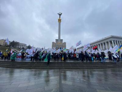 Музыка, толпа и полевая кухня: ФОПы четвертый день протестуют на Майдане - news.bigmir.net - Киев - Столица