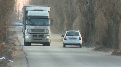 Дома вибрируют. Фуры в частном секторе превратили жизнь воронежцев в кошмар - vestivrn.ru - Воронеж