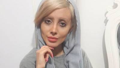 Анжелина Джоли - Иранскую блогершу, скопировавшую Анжелину Джоли, выпустили из тюрьмы - mir24.tv - Англия - Иран - Тегеран