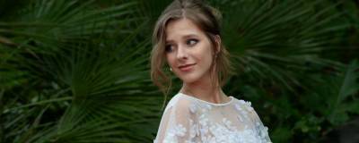 Елизавета Арзамасова - Елизавета Арзамасова призвала не забывать о работниках сцены - runews24.ru