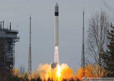 Ракета-носитель "Союз-СТ-А" успешно стартовала во Французской Гвиане - inforeactor.ru - Эмираты - Французская Гвиана