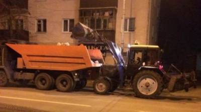 Ночью улицы и тротуары Пензы начали очищать от снега и льда - penzainform.ru - Пенза