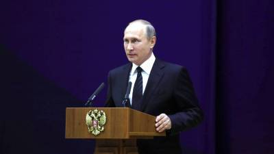 Владимир Путин - Путин призвал СВР учитывать риски тлеющих конфликтов у российских границ - polit.info