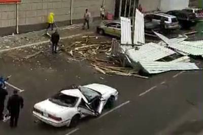 Читинка отсудила у депутата стоимость автомобиля, разрубленного пополам слетевшей крышей - chita.ru - Чита