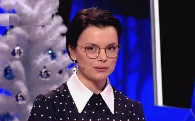 Евгений Петросян - Татьяна Брухунова - Елена Степаненко - Молодая жена Петросяна взбудоражила сеть новыми фото – черное платье и раздвинутые ножки - akcenty.com.ua
