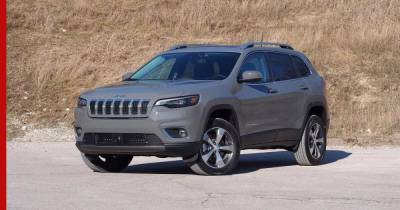 Американский кроссовер Jeep Cherokee покинул российский рынок - profile.ru - США