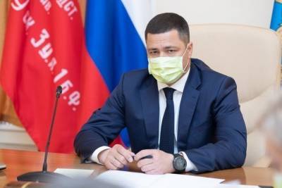 Михаил Ведерников - Псковский губернатор с коронавирусом самоизолировался в Москве - mk-pskov.ru - Москва - Псковская обл. - Псков