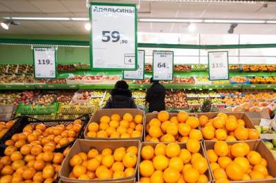 Из-за падения курса рубля 20% уральских бизнесменов предупредили, что повысят цены - znak.com