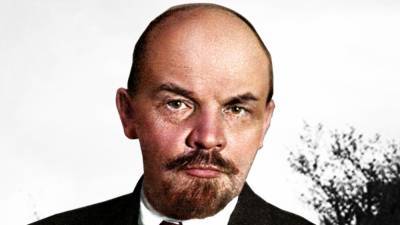 Владимир Ленин - Три памятника Ленину до сих пор не снесли в Одессе - riafan.ru - Киев - Одесса - Одесская обл.