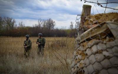 У Горловки ранены двое военных - ТКГ - korrespondent.net - Горловка - Донецкая обл.