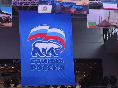 Сергей Боярский - Александр Хинштейн - Соцсети хотят заставить удалять оскорбления власти и призывы к митингам - sobesednik.ru