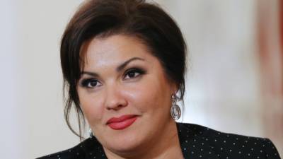 Анна Нетребко - Анна Нетребко показала поклонникам репетицию новогоднего вечера - mir24.tv - Вена