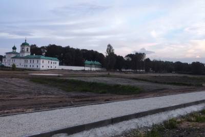 У Мирожского монастыря в Пскове появилась смотровая площадка - mk-pskov.ru - Псков