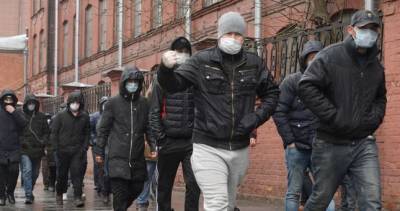 Таджикистан попросил у РФ амнистию для мигрантов - dialog.tj - Москва - Таджикистан