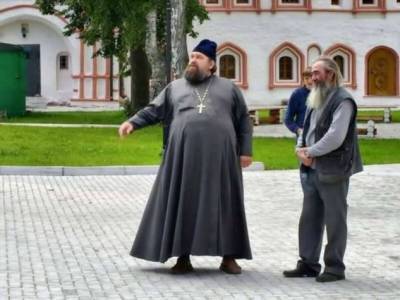 Почему Священники полные, если они постоянно постятся - skuke.net