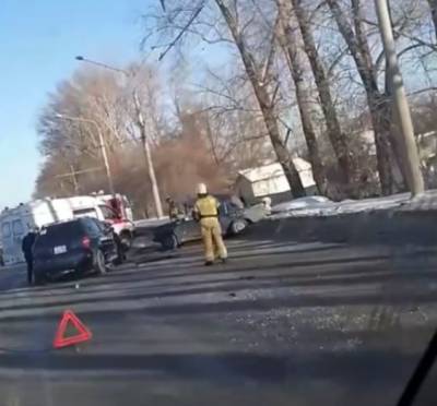Очевидцы опубликовали видео последствий смертельного ДТП в Кузбассе - gazeta.a42.ru - район Новокузнецка