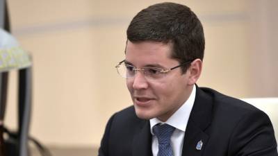 Дмитрий Артюхов - Глава ЯНАО Артюхов ответил на вопросы граждан во время прямого эфира - newinform.com - Салехард - окр. Янао