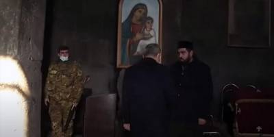 Николу Пашинян - Изгнание Пашиняна из храма армянским священником засняли на видео - ruposters.ru - Азербайджан