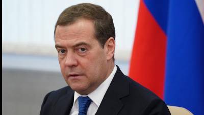 Дмитрий Медведев - Медведев рассказал о соглашениях с рядом стран по вакцине от COVID-19 - iz.ru