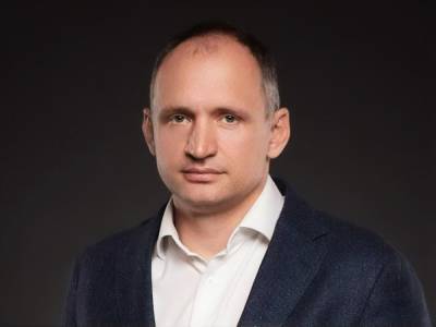 Олег Татаров - Михаил Подоляк - Татаров написал заявление о приостановке полномочий и посетил НАБУ - gordonua.com