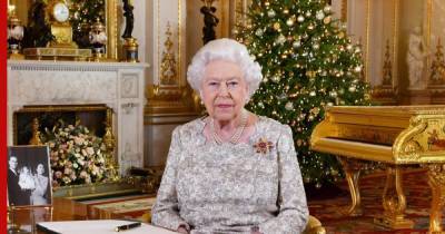 Елизавета II - принц Чарльз - Меган Маркл - принц Эндрю - Камилла - принцесса Анна - принц Эдвард - Елизавета II протянула Меган Маркл «оливковую ветвь» в Рождество - profile.ru