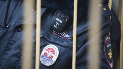 Шарфы УЕФА и памятные банкноты ФИФА изъяли сотрудники российской таможни - newinform.com - Санкт-Петербург - Калининград