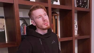 Алла Пугачева - Никита Пресняков - Алена Краснова - Внук Пугачевой пригласил журналистов в подаренную бабушкой квартиру в Москве - 5-tv.ru - Москва