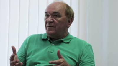Виктор Баранец - Баранец посмеялся над "военными самокатчиками" Латвии на поле боя - inforeactor.ru - Рига - Латвия