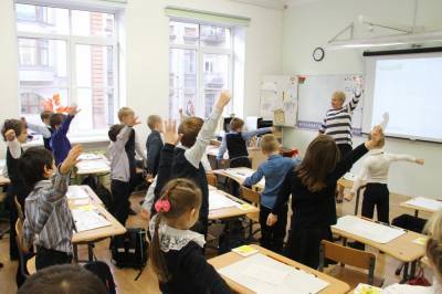 Российские школы будут работать по новым правилам - neva.today