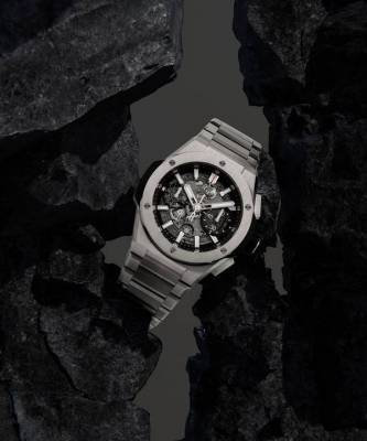 Крупным планом: первые часы Hublot Big Bang с интегрированным браслетом - skuke.net - Dubai