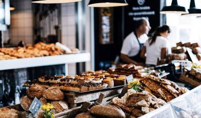 В Тюмени за нарушение эпиднорм закрыли кафе, магазины и спортивный клуб - nashgorod.ru - Лондон - Тюмень