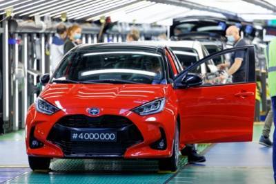 Toyota и Jaguar Land Rover остановили заводы в Европе из-за пандемии коронавируса - autostat.ru - Англия - Франция