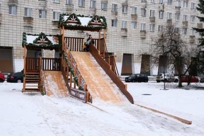 После травмирования ребёнка на горке в Архангельске возбуждено дело - chel.mk.ru - Архангельск