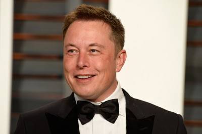 Илон Маск - Тим Кук - Илон Маск «в самые темные дни» предлагал Тиму Куку купить Tesla за 60 миллиардов долларов, но тот отказался - rusjev.net